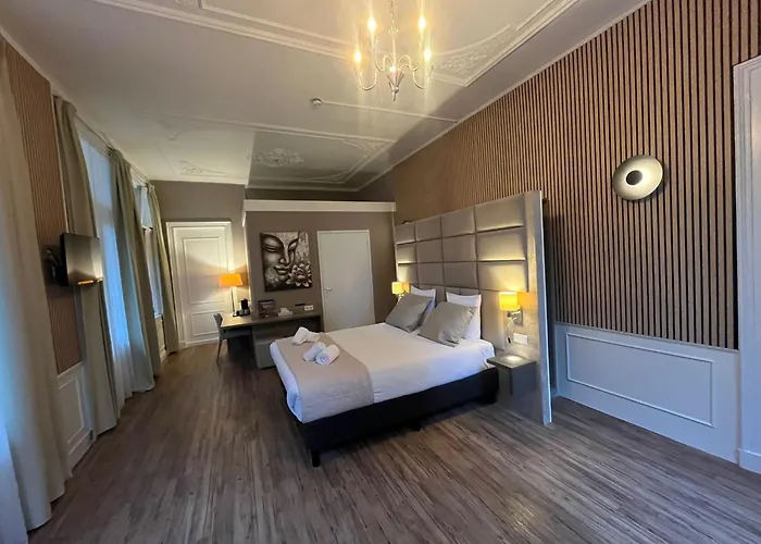 فندق Andante Aan Zee 3*